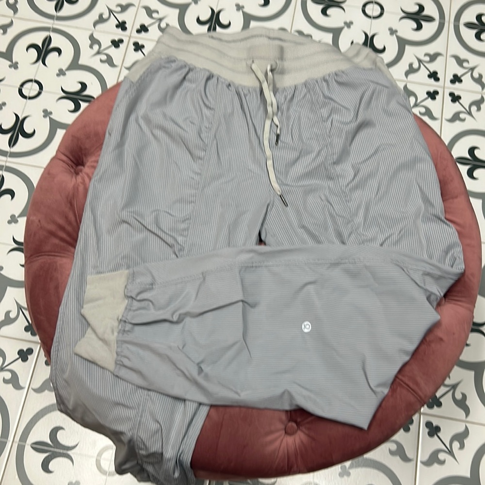 Lululemon joggers XL